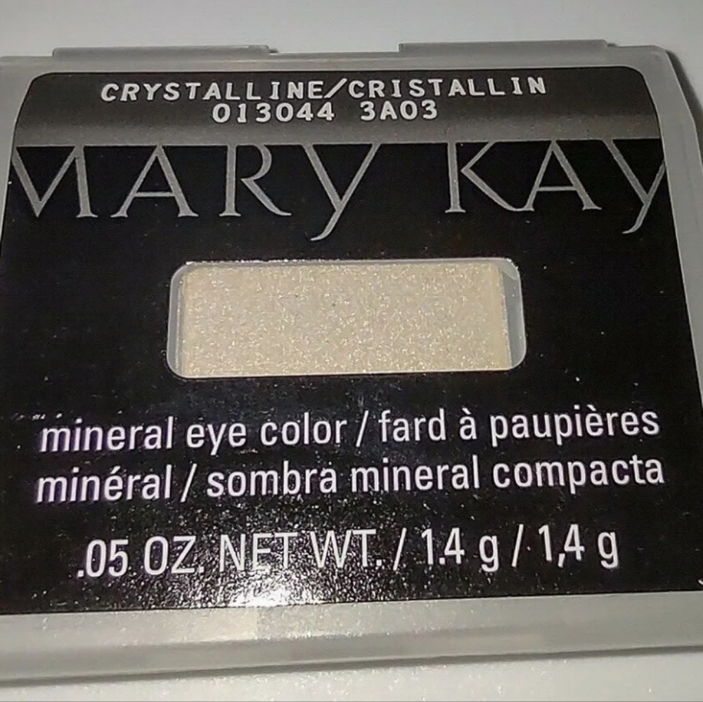 Crystalline eye shadow new in box Mary Kay